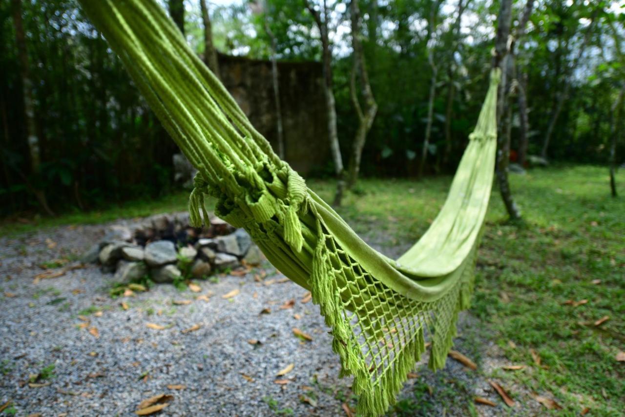 Casa A Beira Do Rio Jaguareguava Na Mata Atlantica Em Bertioga Sp Villa ภายนอก รูปภาพ